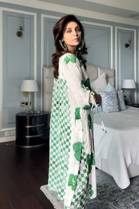 Nriti Shah In Our Aife Green Kurta Set