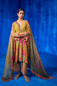 Tahira Kurta Set