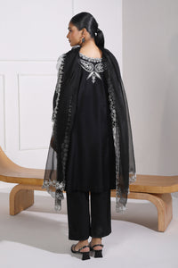 Arpita Gupta In Our Naira Kurta Set