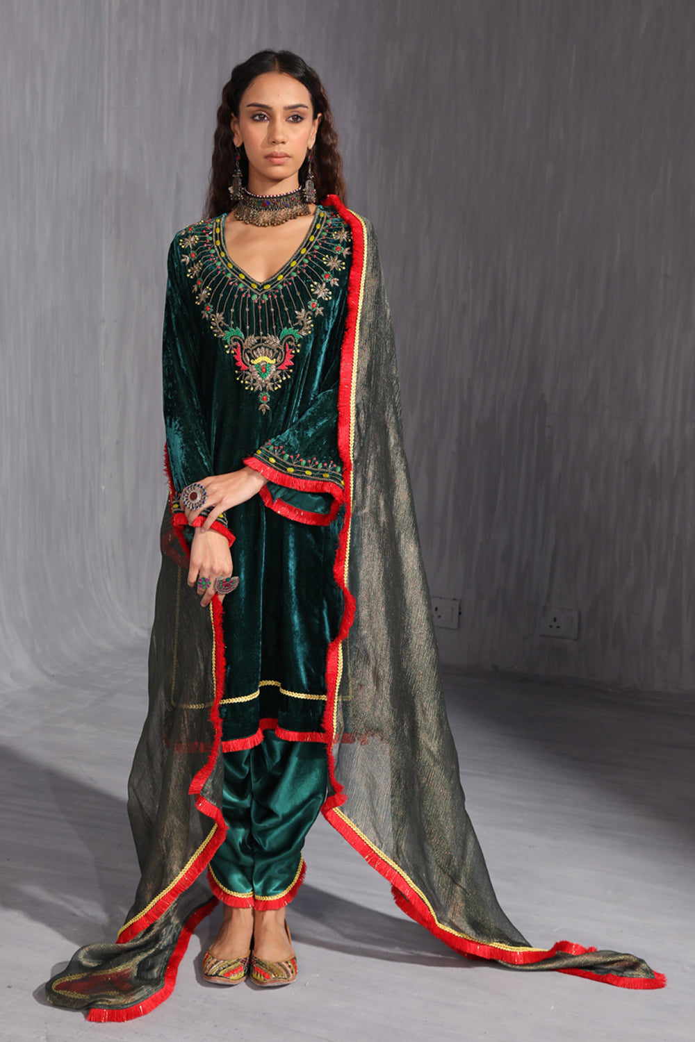 Naima Kurta Set