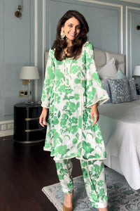 Nriti Shah In Our Valan Green Kurta Set