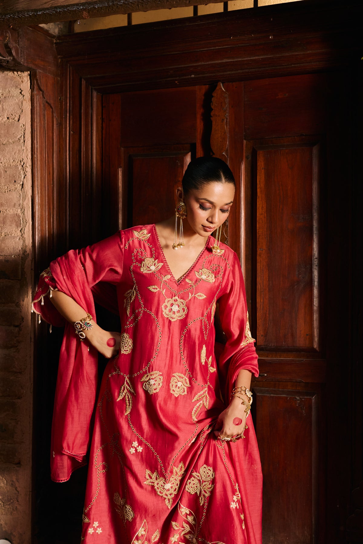 Zarya Poppy Red Kurta Set