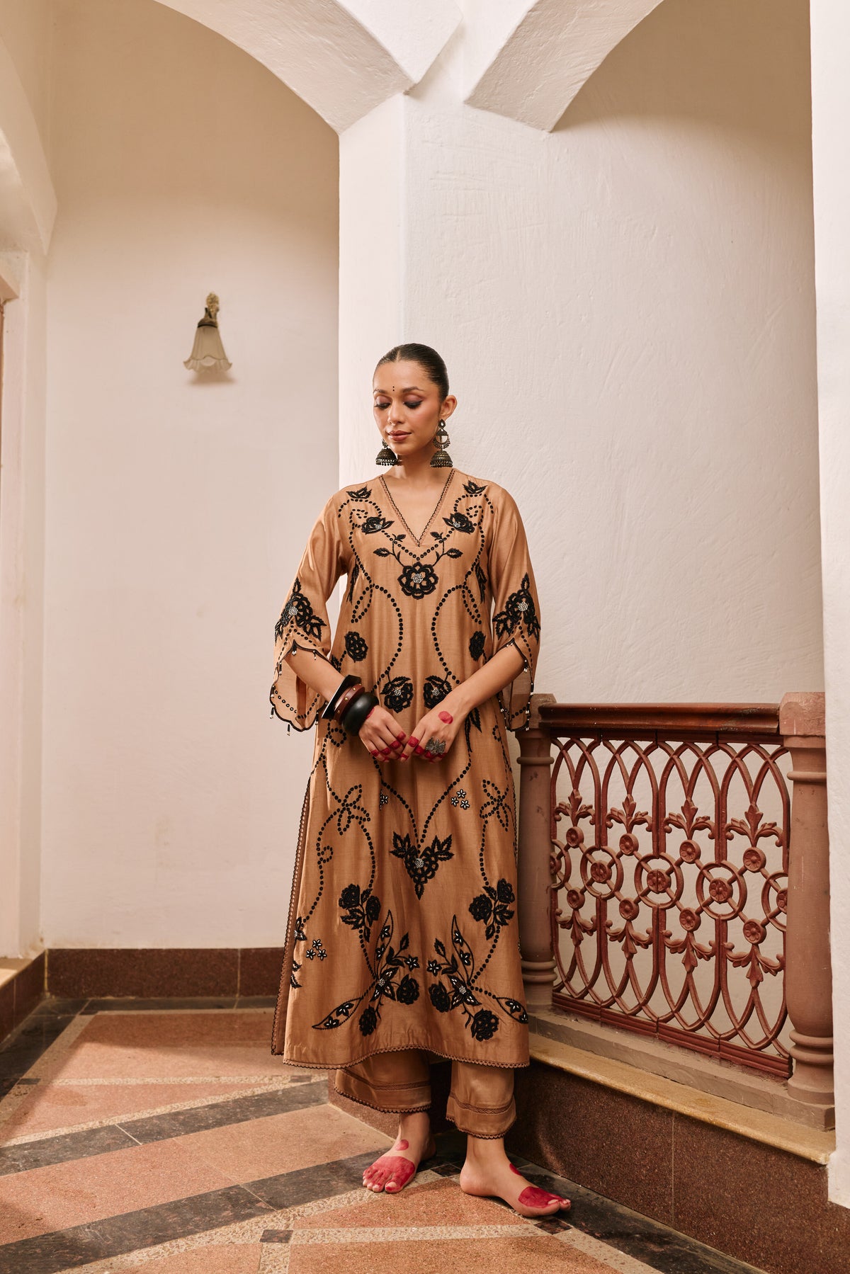 Zarya Mocha Kurta Set