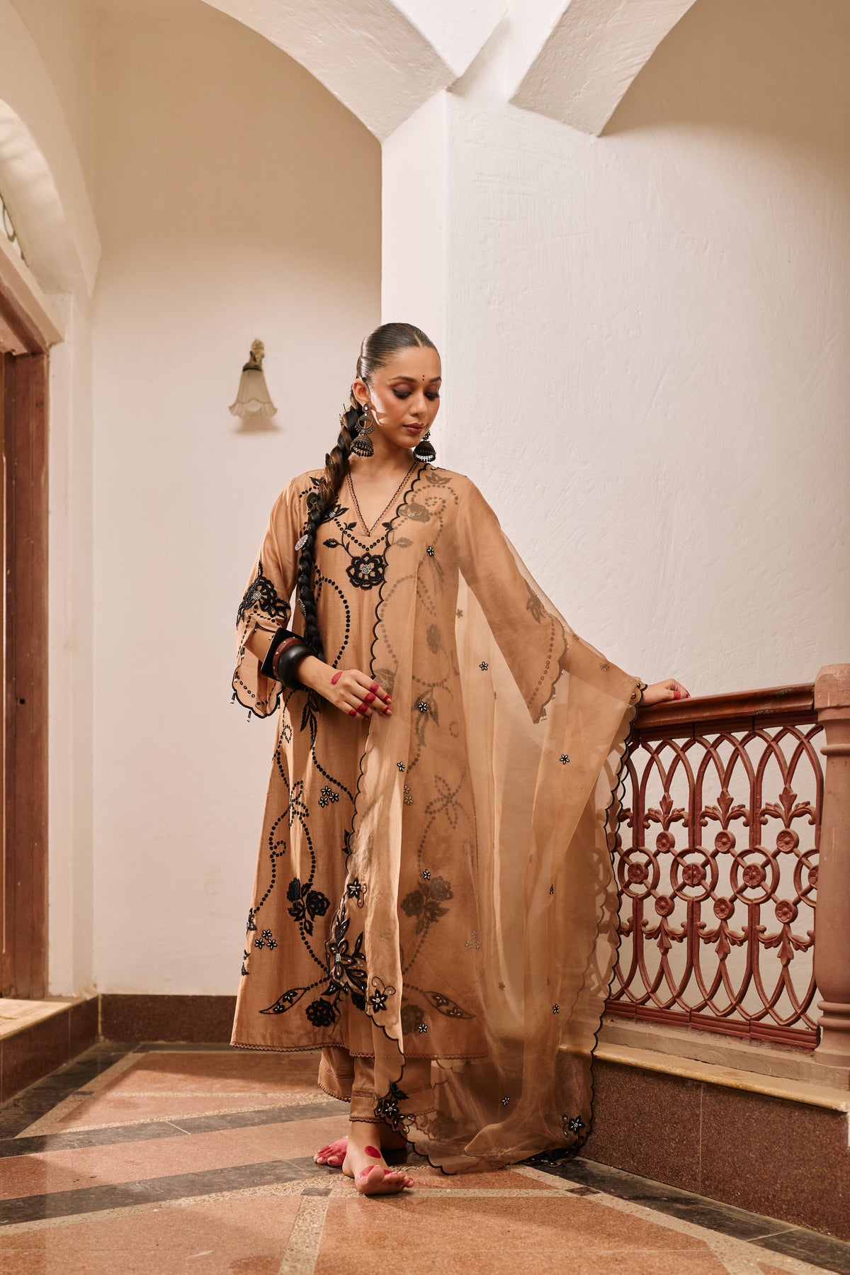 Zarya Mocha Kurta Set