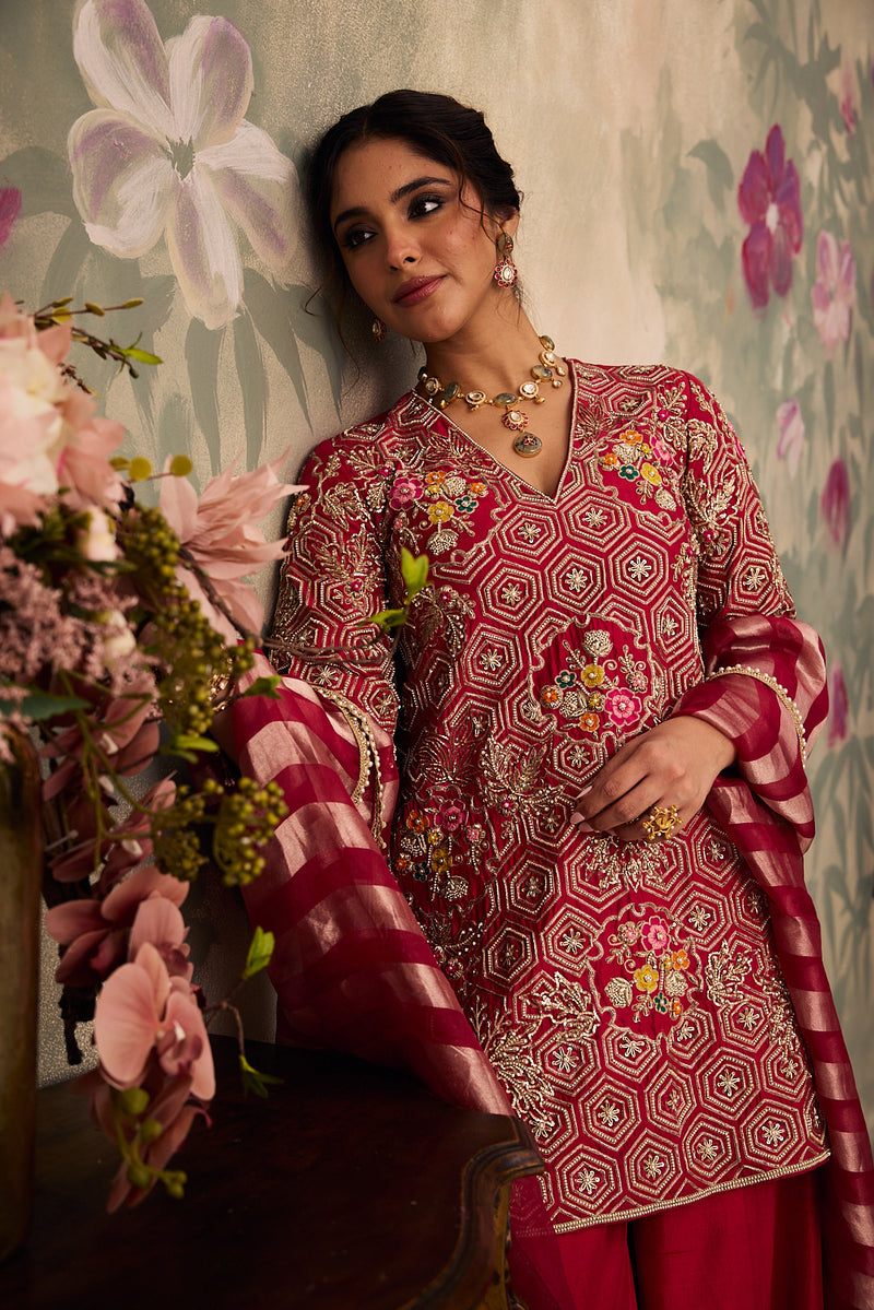 Tasveer Kurta Set