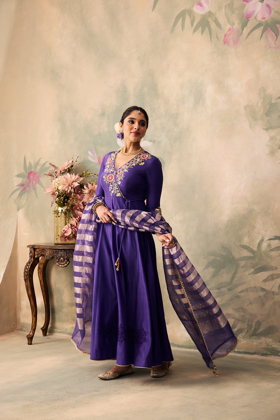 Aabru Anarkali Set
