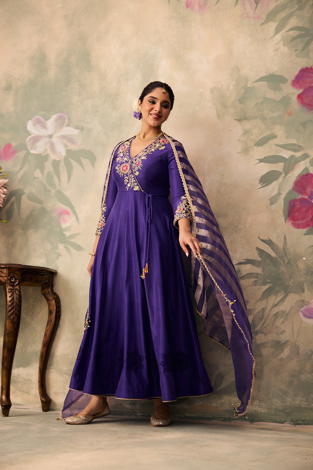 Aabru Anarkali Set