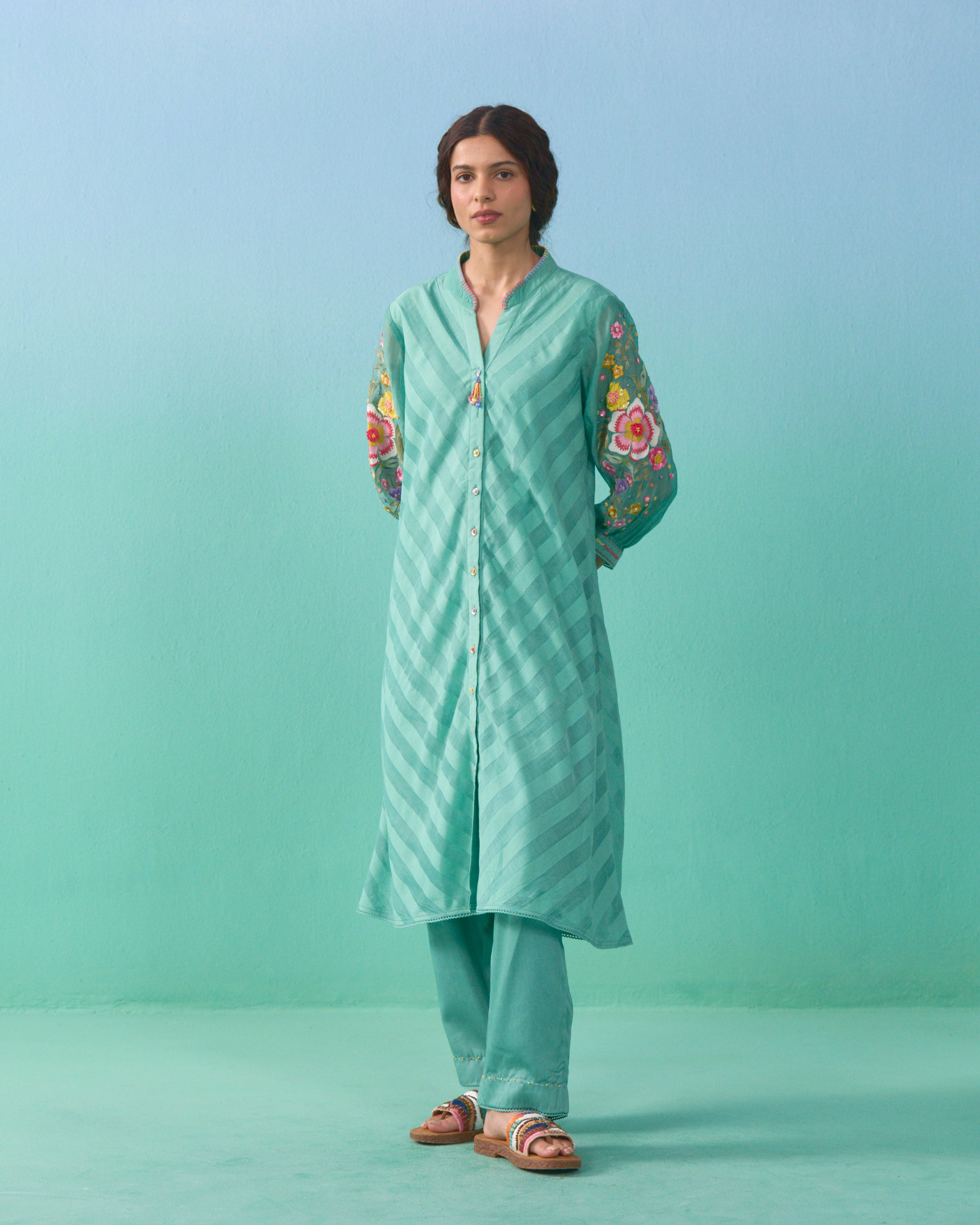 Aasma Button Down Kurta Set