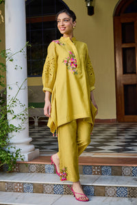 Mitali Wadhwa In Our Amal Side Drop Mustard Co-ord Set