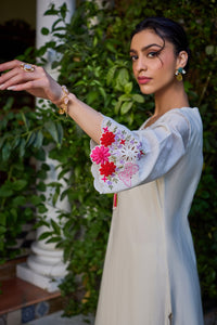 Aanya Straight Ivory Kurta Set