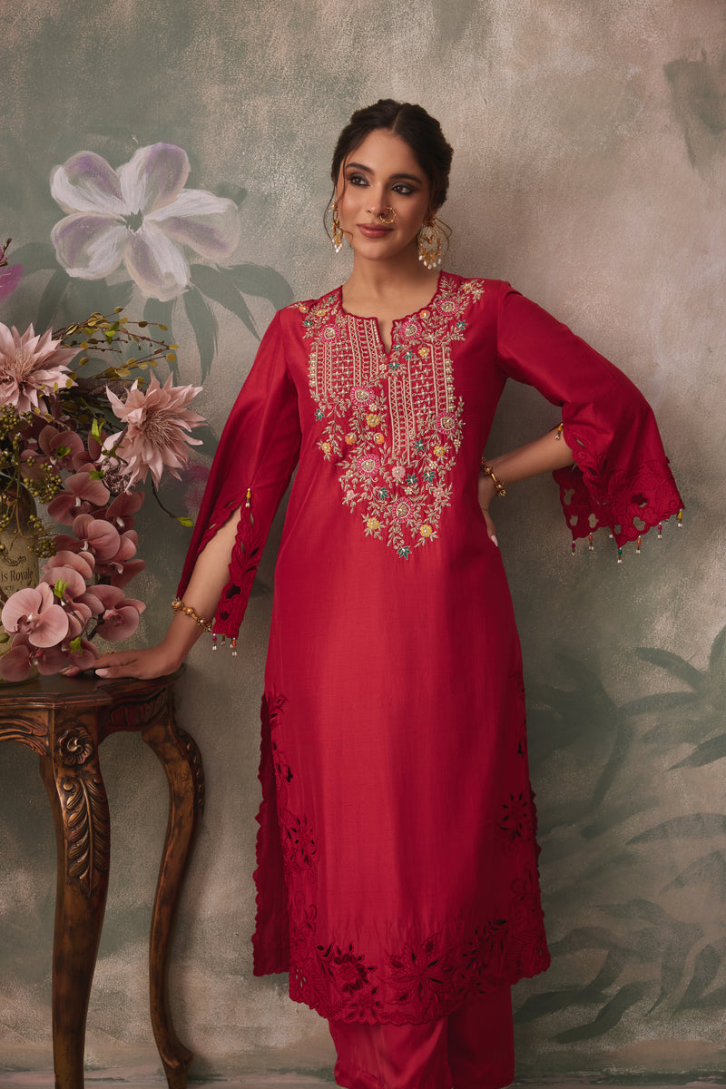 Dilnawaz Kurta Set