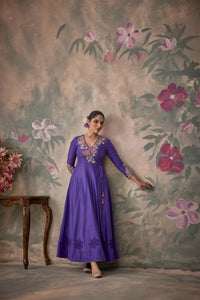 Aabru Anarkali Set