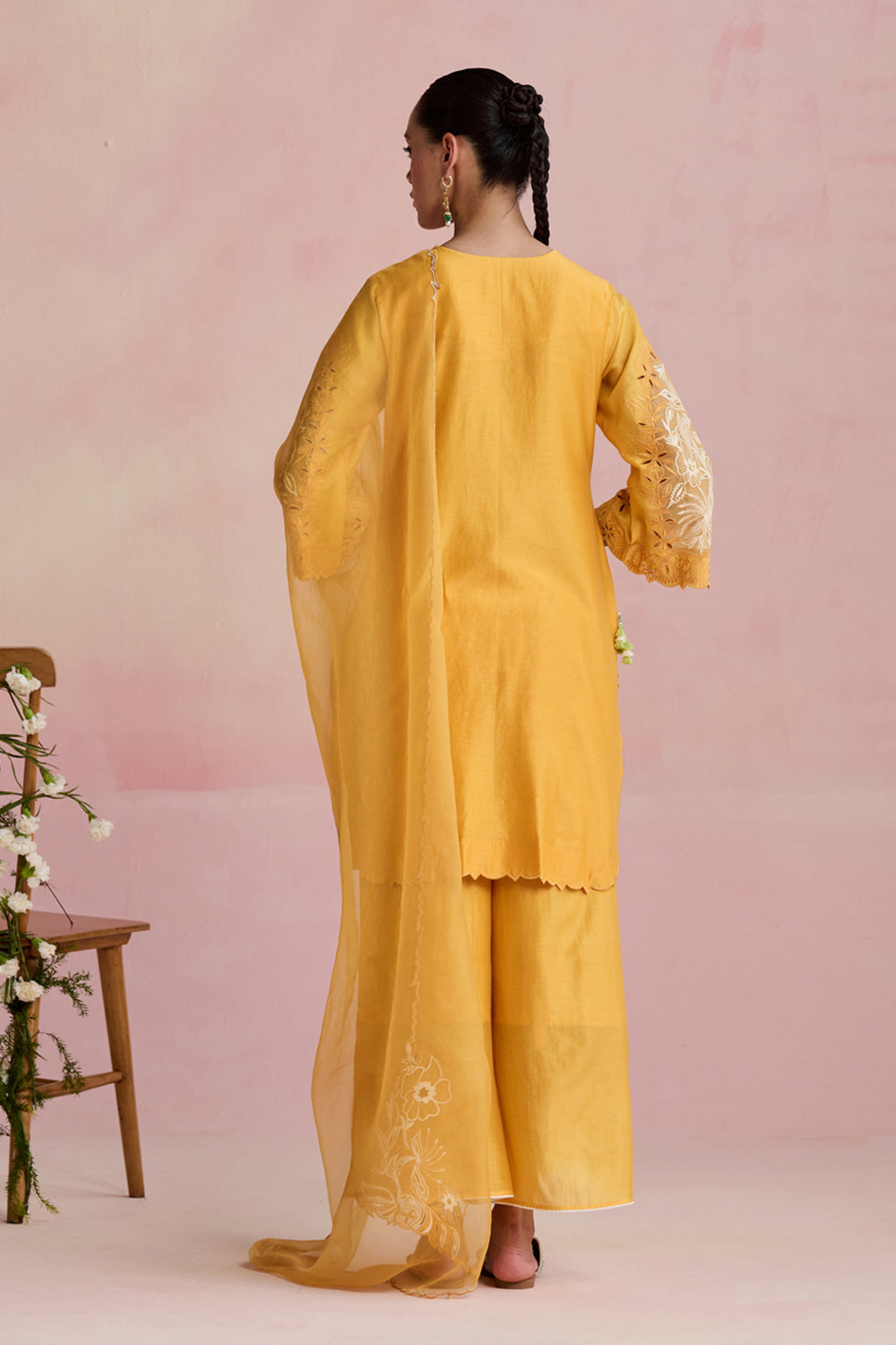 Ishana Kurta Set