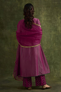 Hasrat Pink Kalidar Suit Set
