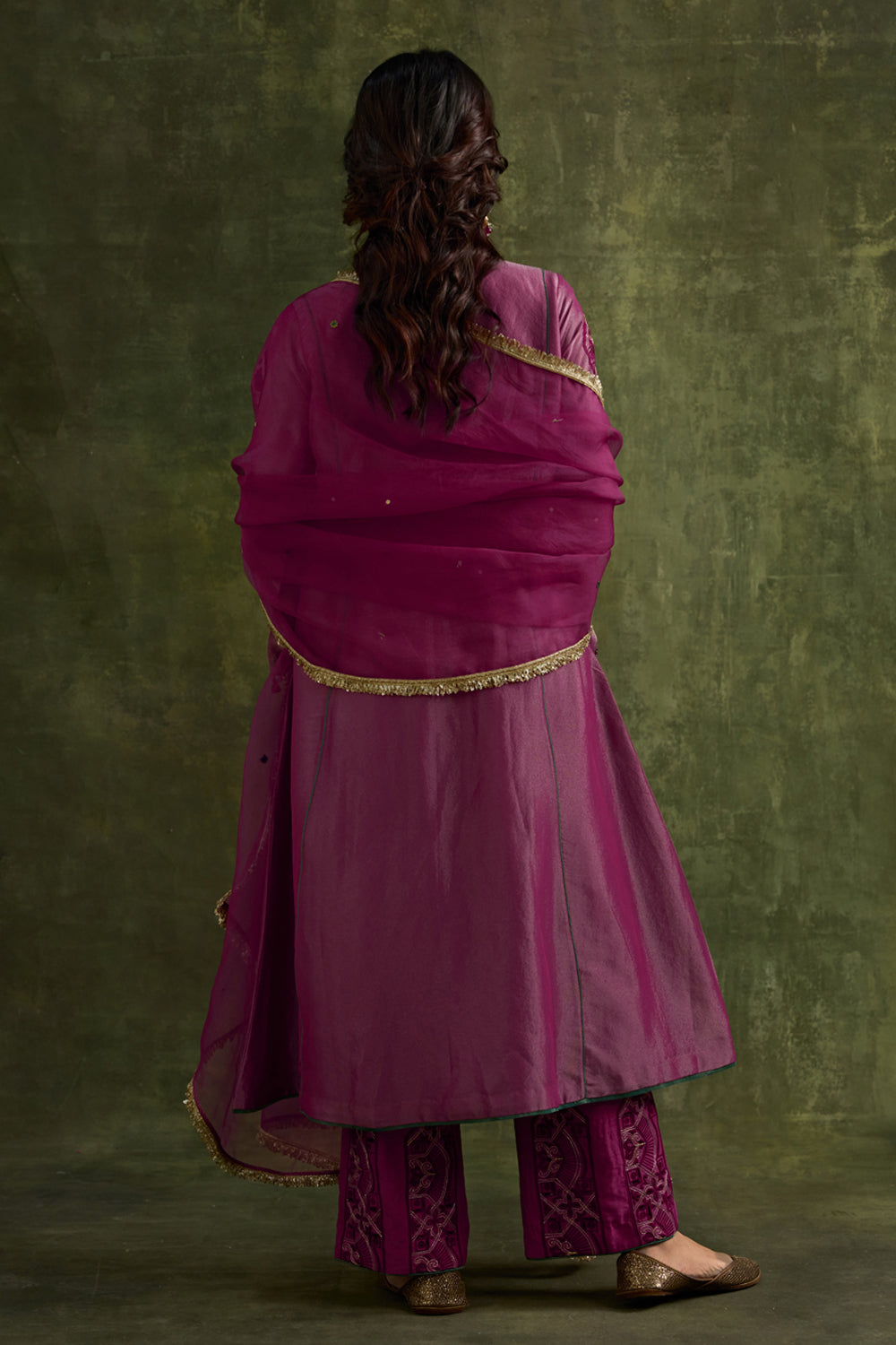Hasrat Pink Kalidar Suit Set