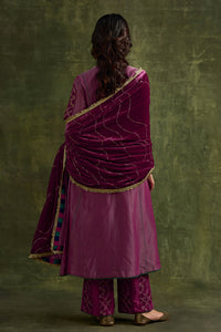 Hasrat Pink Kalidar Suit Set