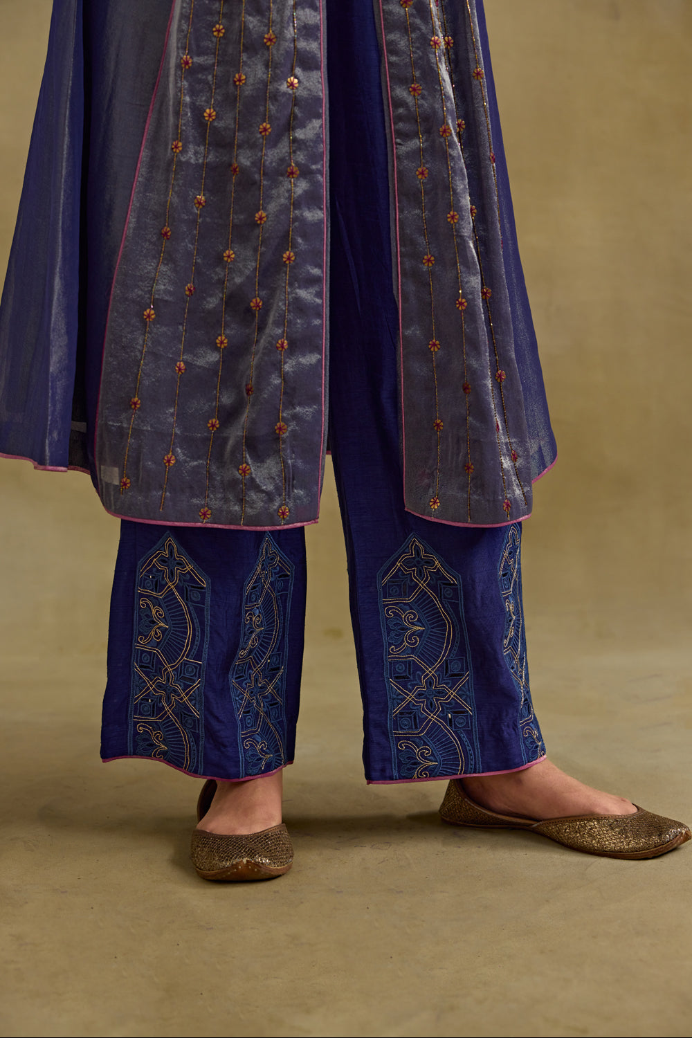 Hasrat Blue Kalidar Suit Set