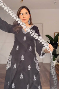 Arpita Gupta In Our Naira Kurta Set